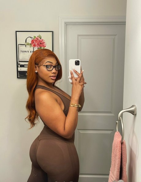 joyythestallion pornstar pretty photo