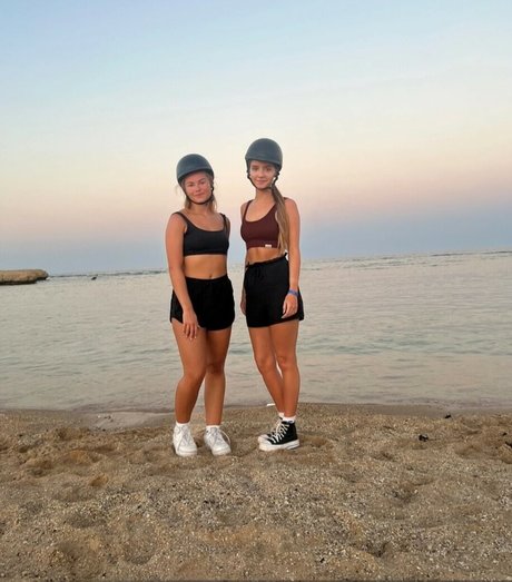 ichbinanny naked actress photos