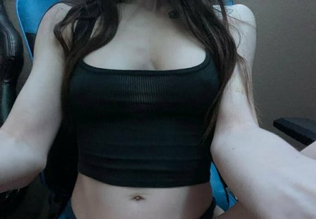 bambiiscorner model adult picture