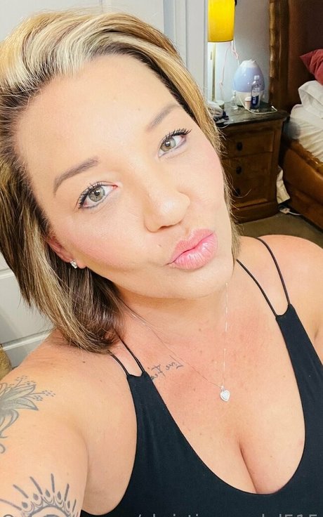 christinamodel515 nude model pics