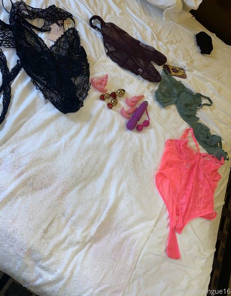 tsunamitongue16 pornstar top images