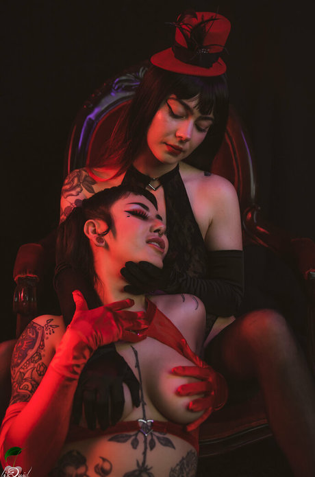 Synthia Valentine star beautiful pictures