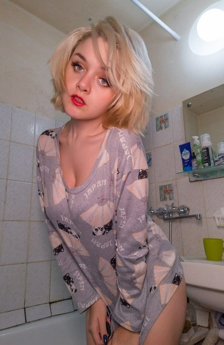 Velvetnight hd actress gallery