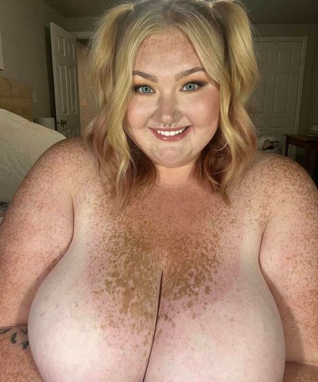 Kait Freckles free star gallery