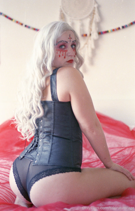 trans girl onlyfans art naked gallery