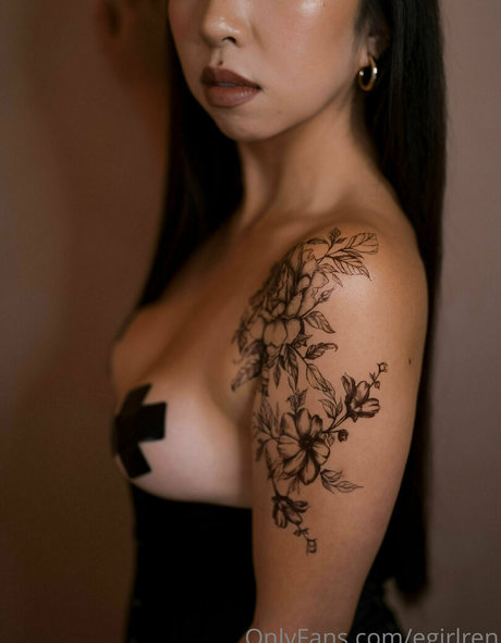 egirlren porn model img