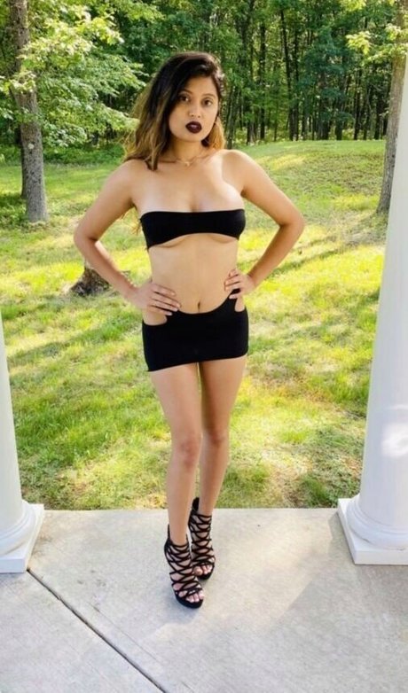 Extraperky exclusive star photos