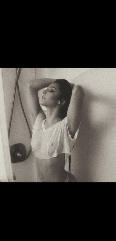 deannarapanotti nice model pics