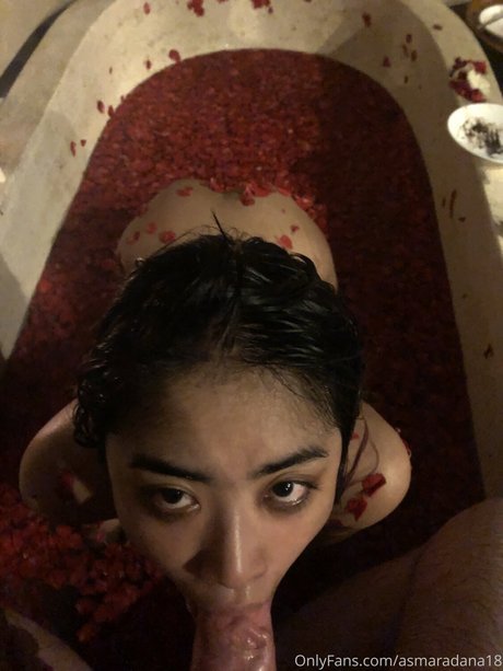 dana the asmaradana star erotic pics