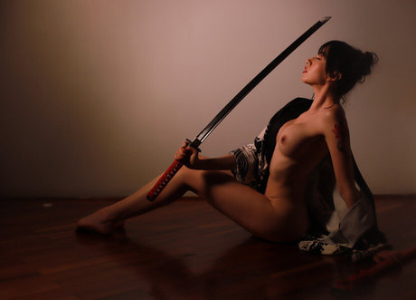 Haki_ hot actress picture