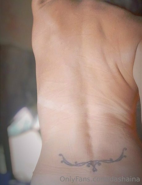 Dashaina exclusive model photo