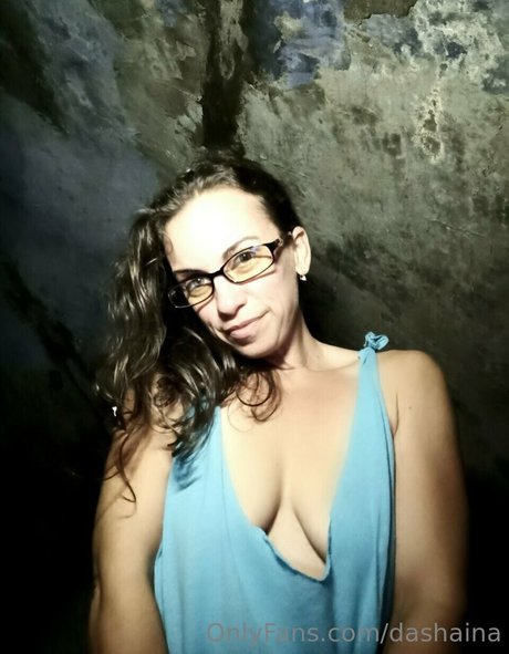 Dashaina high quality pornstar gallery