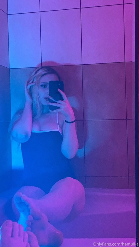 Hemulka adult star images