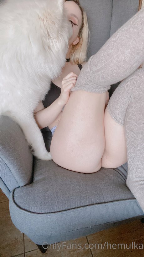 blonde handjob onlyfans free sexy img