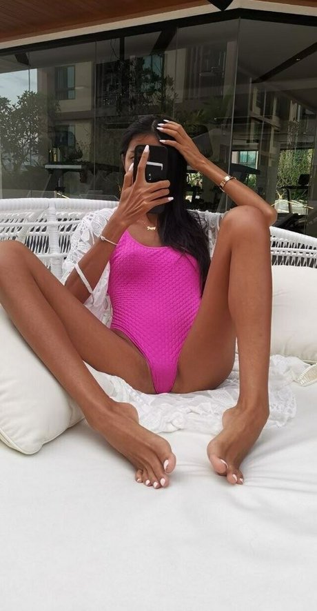 Poppy Thai pornstar adult img