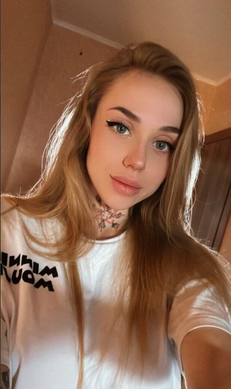 JuiceVibe pornstar hot images