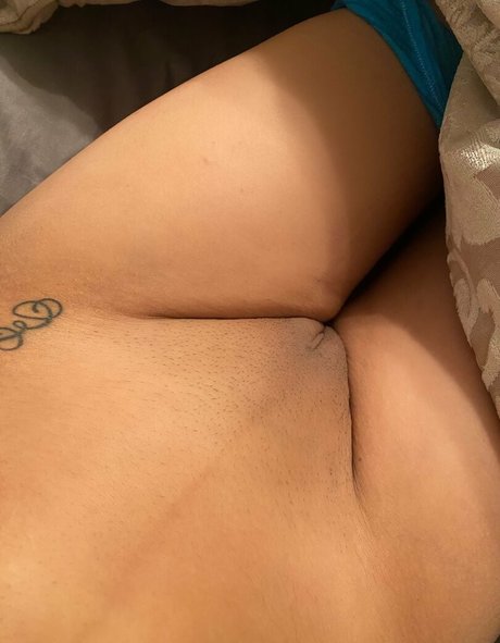 hedraxo model nude photos