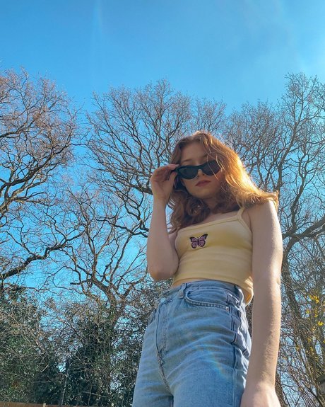 Kay Proctor pretty star pic