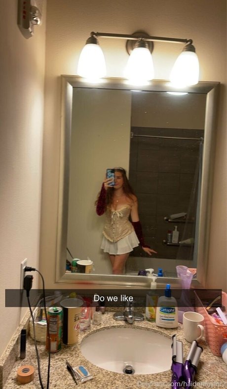 Haiden Taylor_ hd actress photo