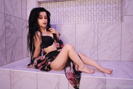 amateur teen onlyfans nudes image