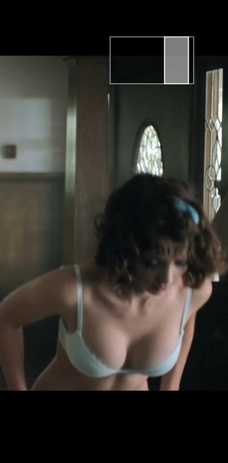 Emily Rudd erotic model images