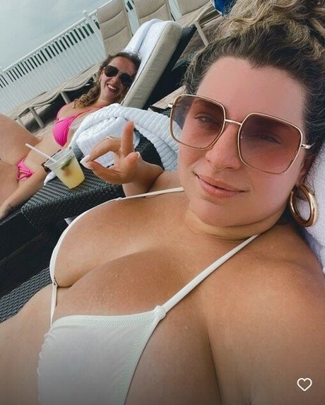 thick milf onlyfans free naked img