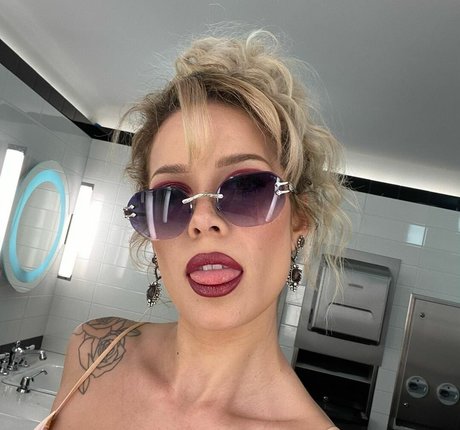 Halsey pornstar top gallery