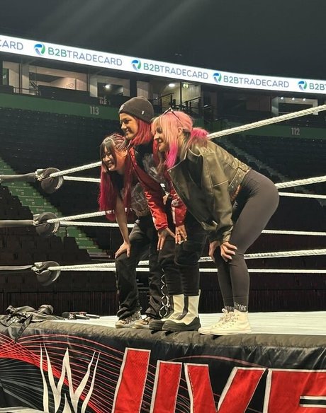 Bayley sexy star picture