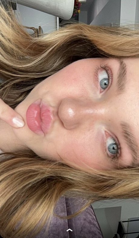 Alyssa Mckay pretty pornstar pic