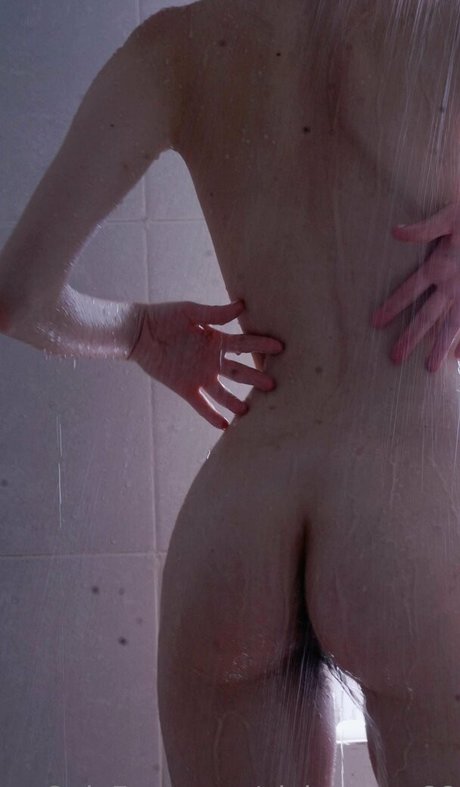 vivivoyage88 pornographic actress pics