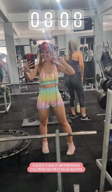 Renata Melo Profile pic