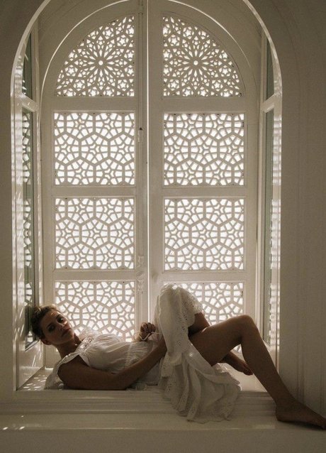 Lili Reinhart pornographic star images