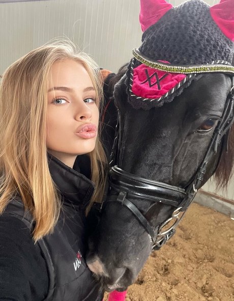 young ebony onlyfans art porn gallery