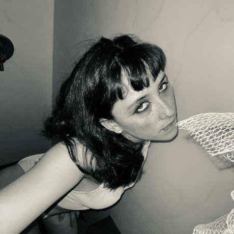 Anuhea Nihipali star photo