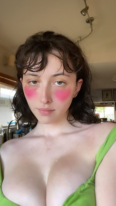 Anuhea Nihipali Profile pic