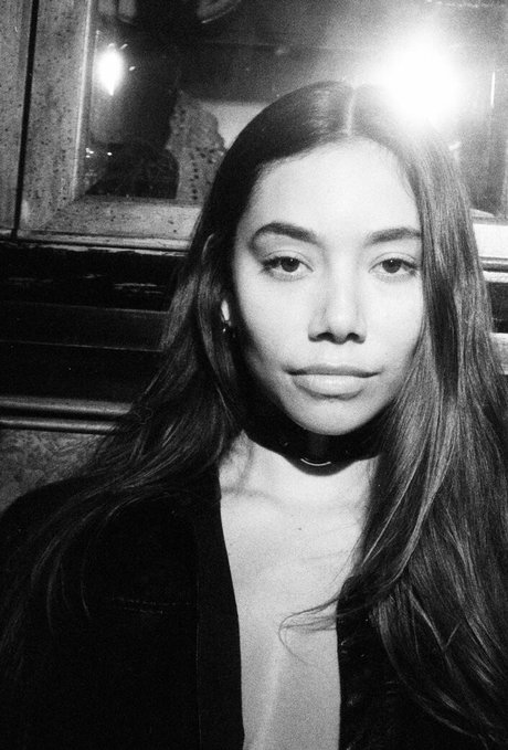 Desiree Flores porn actress pic