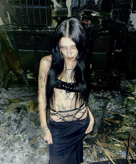 DeathbyRomy high quality pornstar pictures