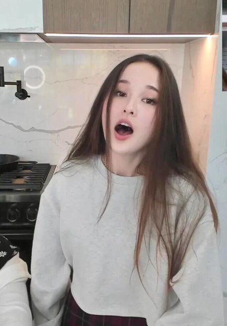 petite brunette onlyfans sexy nude picture