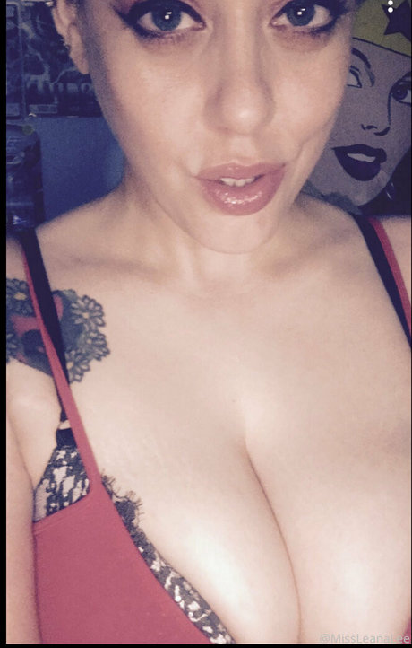 pregnant asian onlyfans adult pic