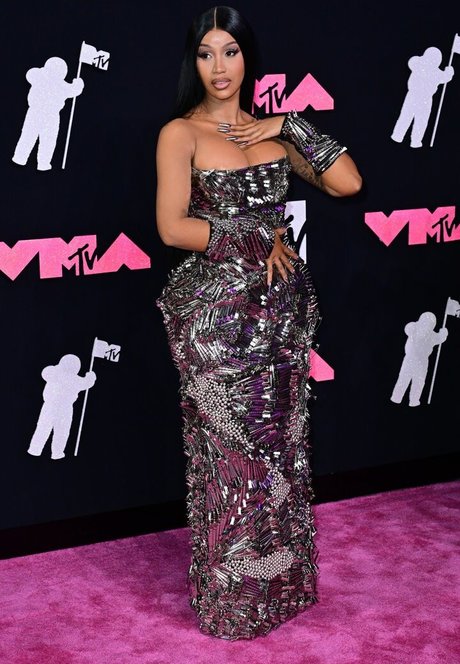 Cardi B perfect model gallery