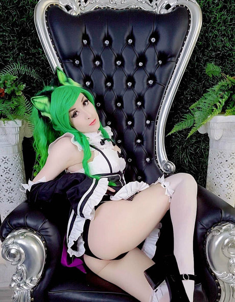 freeeroticneko pretty actress pictures