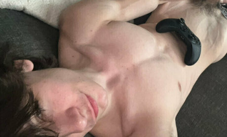 nate shreds sexy actress pics