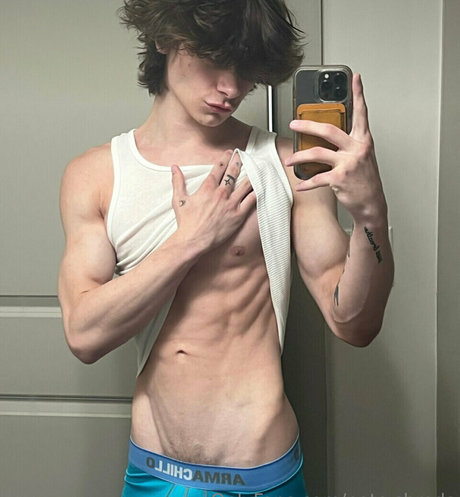 nate shreds nudes model picture