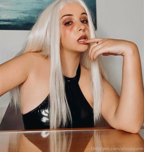 alissaquinn model xxx images