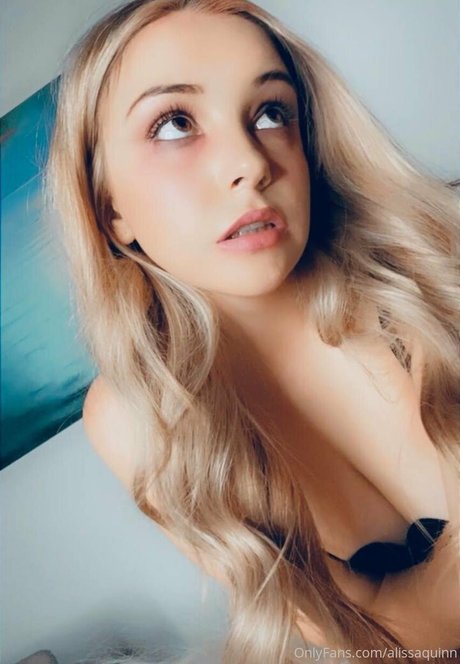 alissaquinn perfect pornstar pics