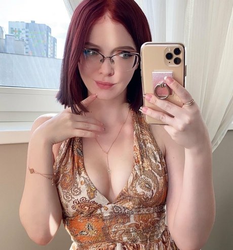 evenink free porn model photos