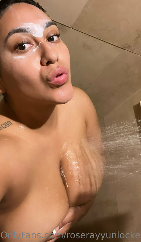 roserayyunlocked model erotic images