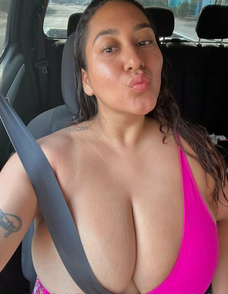 roserayyunlocked model pornographic photo