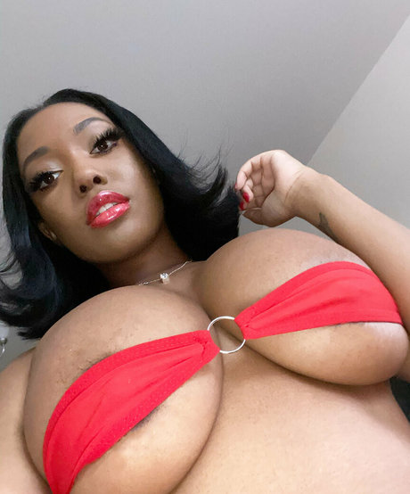 Mswandaxo pornstar perfect pic