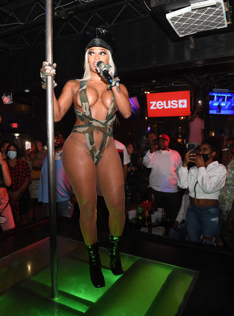 Joseline Hernandez erotic star galleries